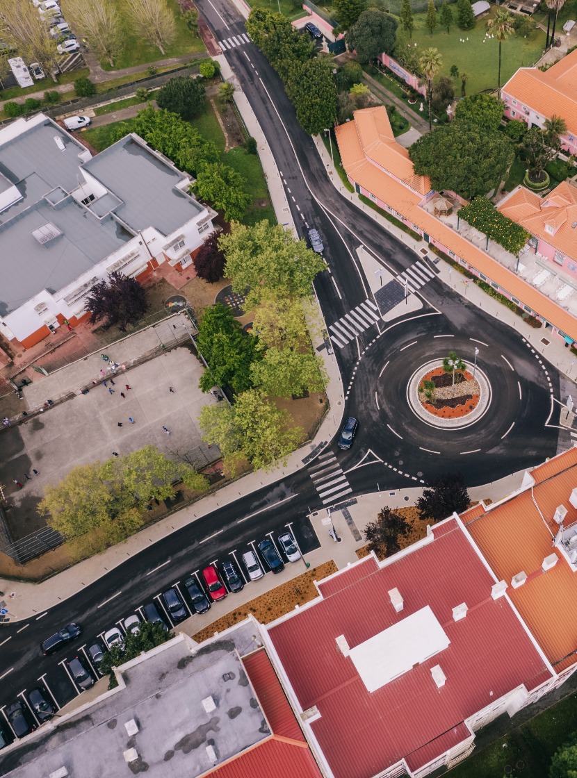 Requalificação dos arruamentos e zonas envolventes da Avenida da Quinta Grande - Alfragide, pela Unikonstroi