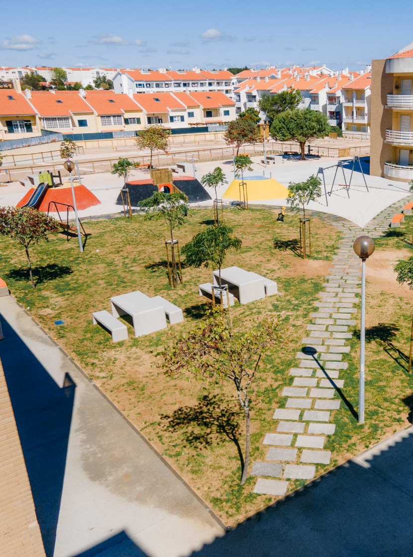  Hortas Urbanas e Parque Infantil - Bairro da Cruz Vermelha