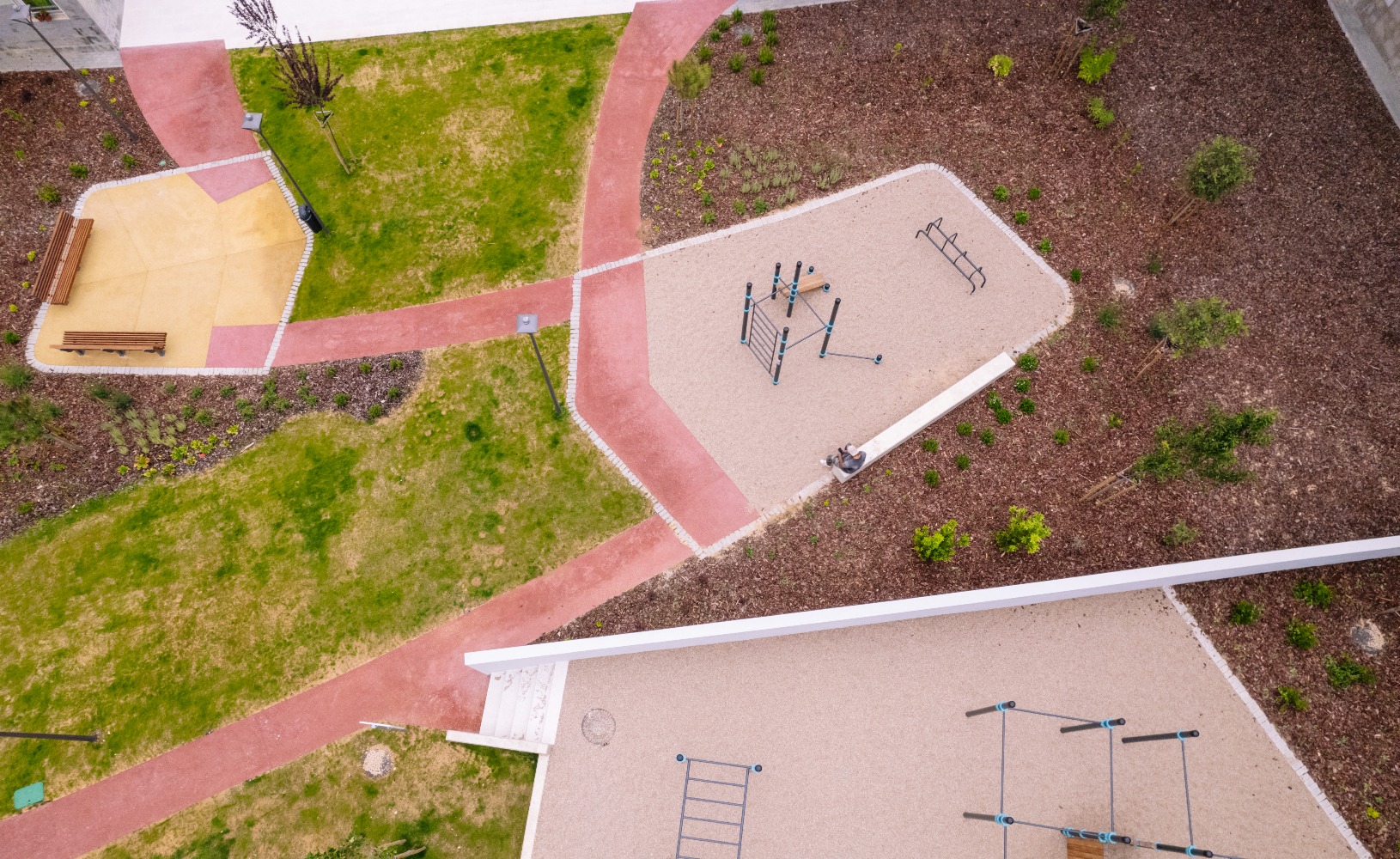 Projeto de Reabilitação de Espaços Exteriores - Quinta das Estrangeiras