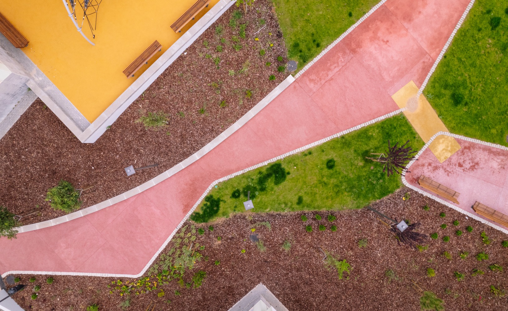 Projeto de Reabilitação de Espaços Exteriores - Quinta das Estrangeiras