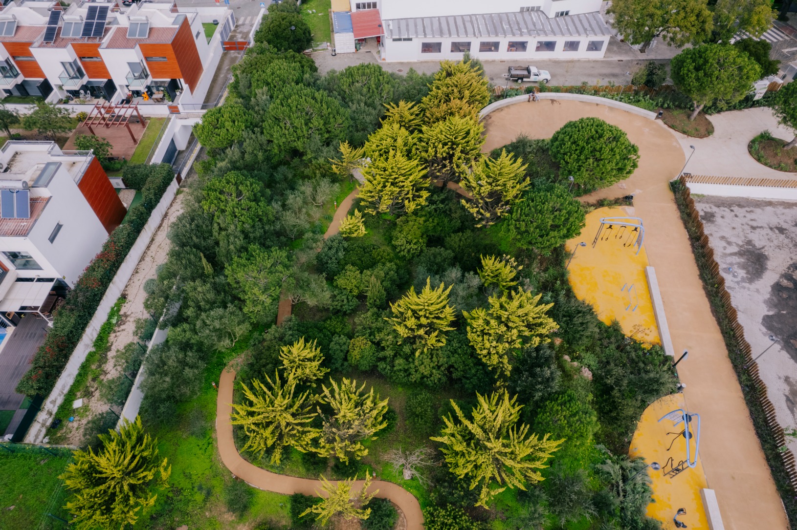 Parque Urbano de Vila Fria - Unikonstroi