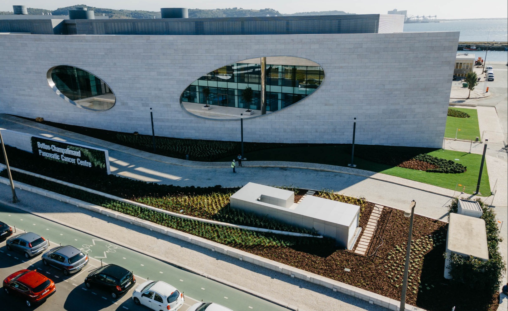 Arranjos Exteriores - Botton Champalimaud Pancreatic Cancer Centre