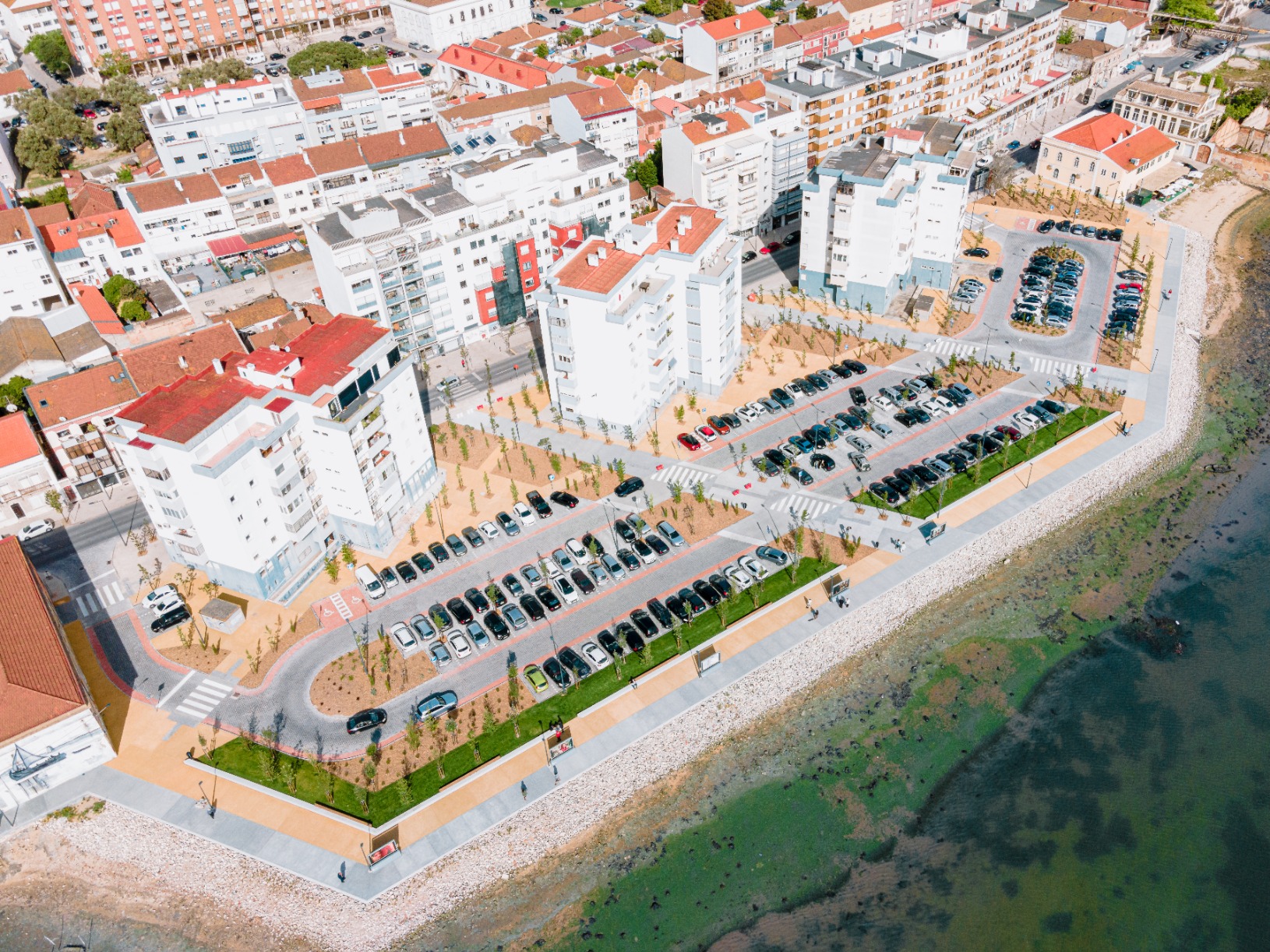 Requalificação da zona Ribeirinha do Barreiro - Rua Miguel Pais